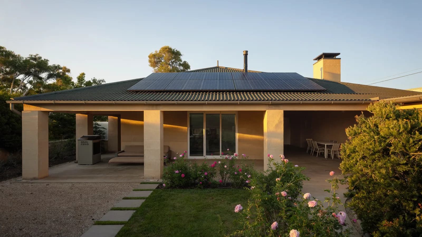 Solar Batteries SA 2026: Prices, REPS Rebate and What to Buy