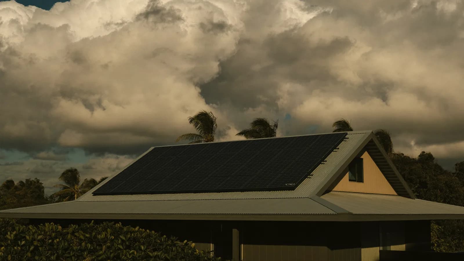 Solar Panels NT 2026: Darwin\'s Exceptional Solar Case (Zone 1, Fast Payback)
