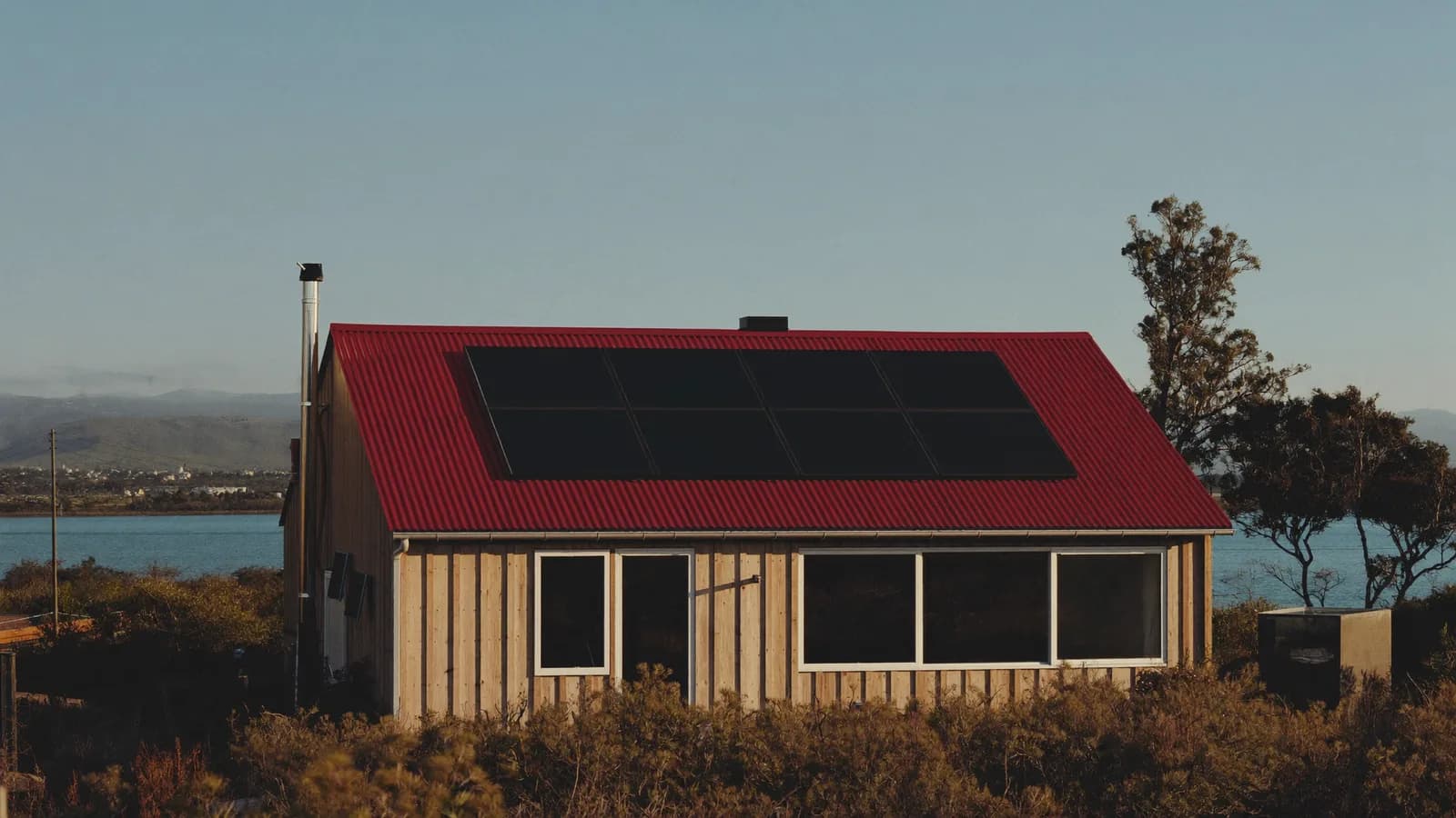 Solar Panels Tasmania 2026: Lower Sun Hours, Still Worth It?