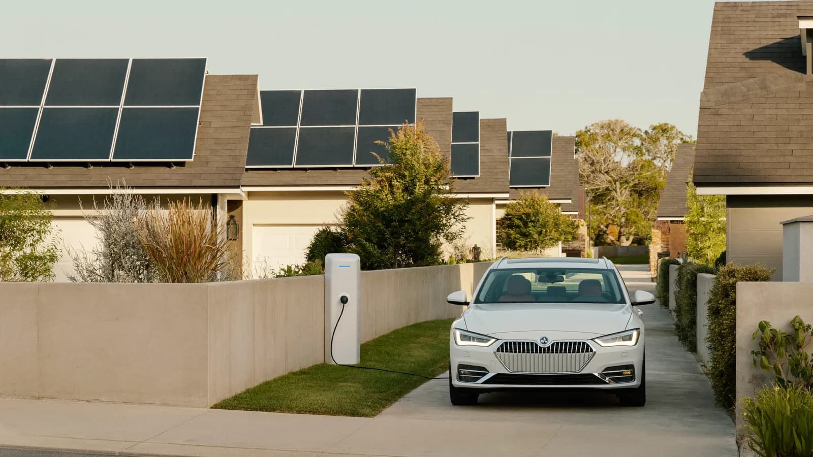 What’s New in Solar for 2026: Batteries, VPPs, and What It Means for Your Bill