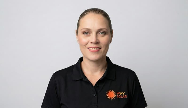 Headshot of Bec Ramirez, Aussie Mum & Energy Expert at Why Solar